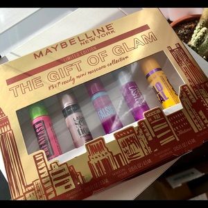 Maybelline Gift of Glam Mascara Set